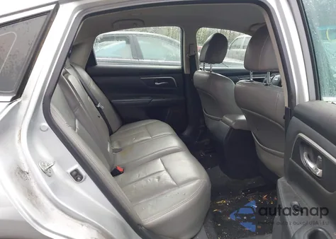 2015 Nissan Altima 2.5 S z USA, uszkodzony, nr VIN 1N4AL3AP4FC262142